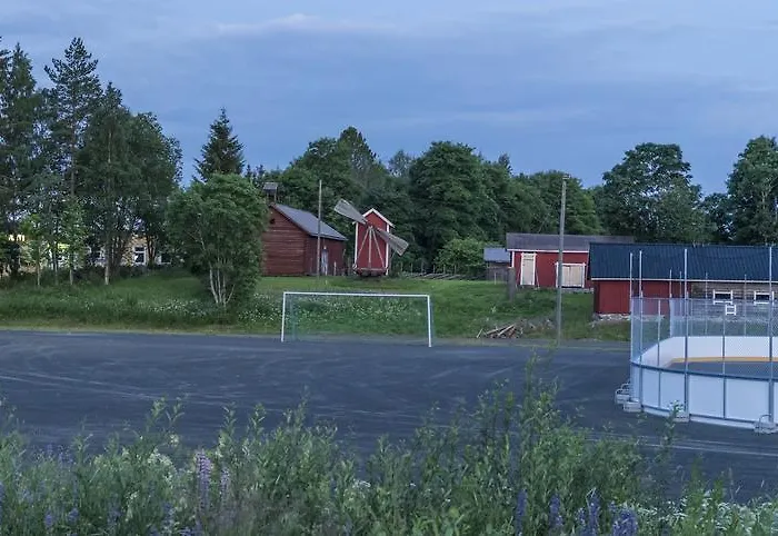 托赫马耶尔维公寓 *